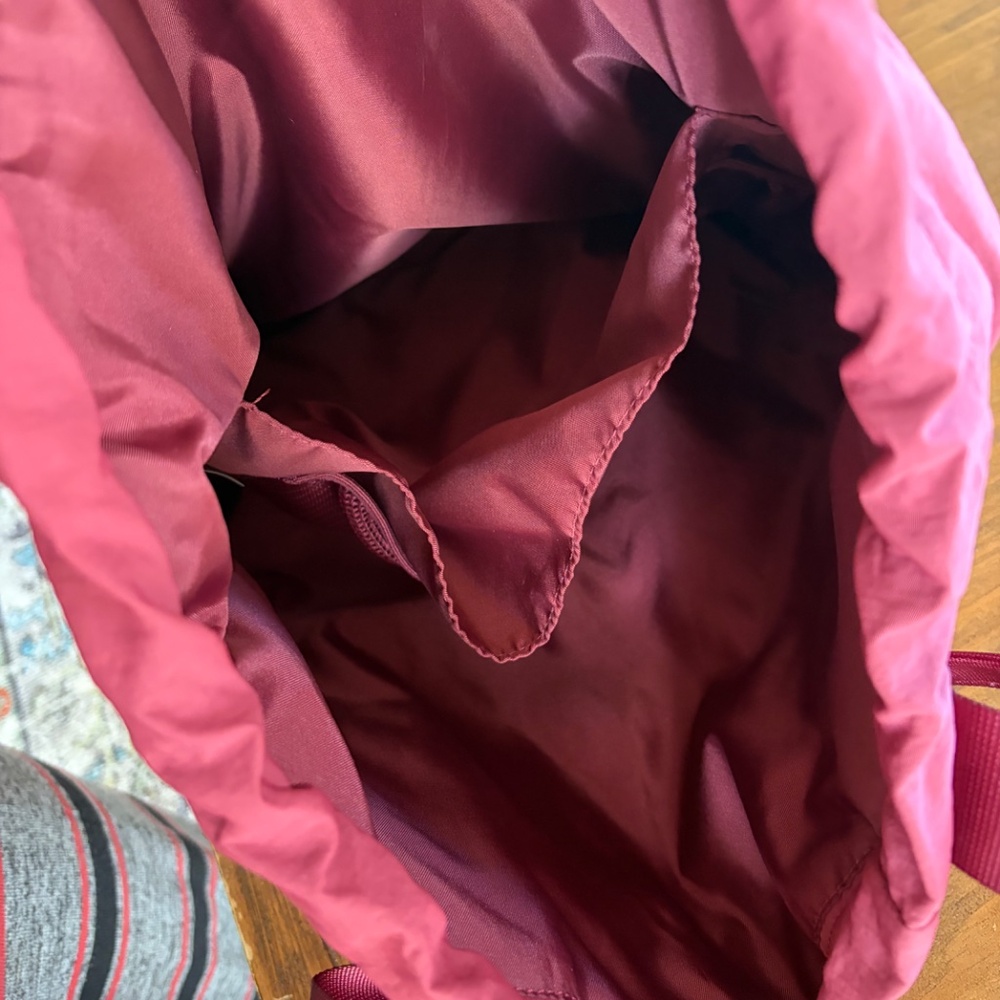 Lululemon tote/backpack in color: "mulled wine" convertible bag - Picture 6 of 7